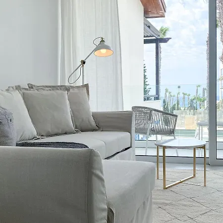 Апартаменты Limnaria 134 Seaview Modern Flat Пафос