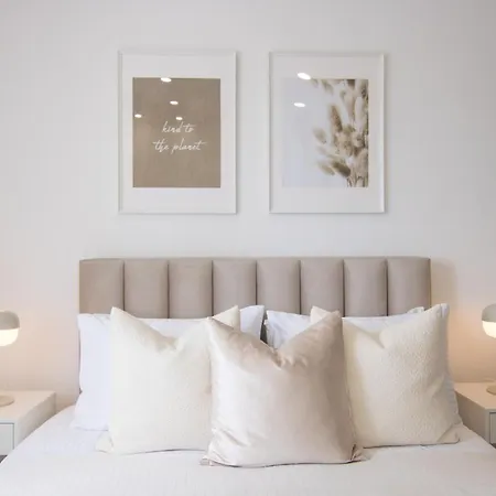 Апартаменты Limnaria 134 Seaview Modern Flat Пафос